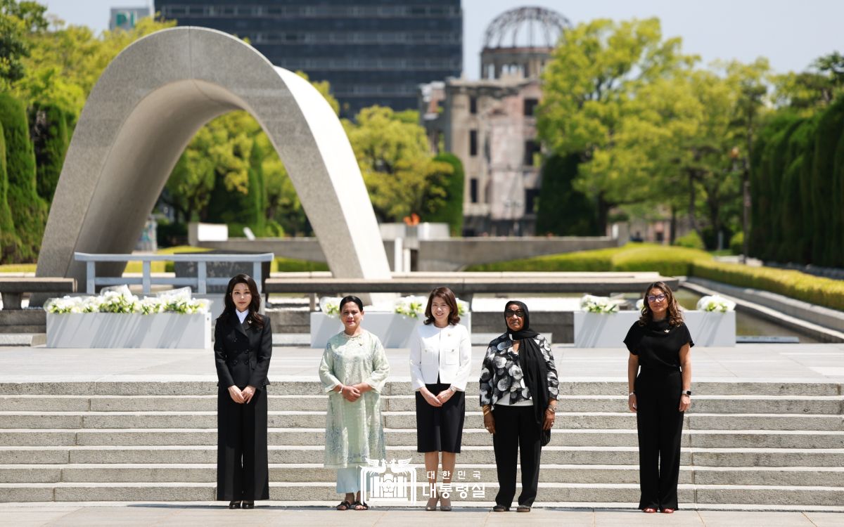 김건희 여사, G7 정상회의 공식 배우자 프로그램 참석