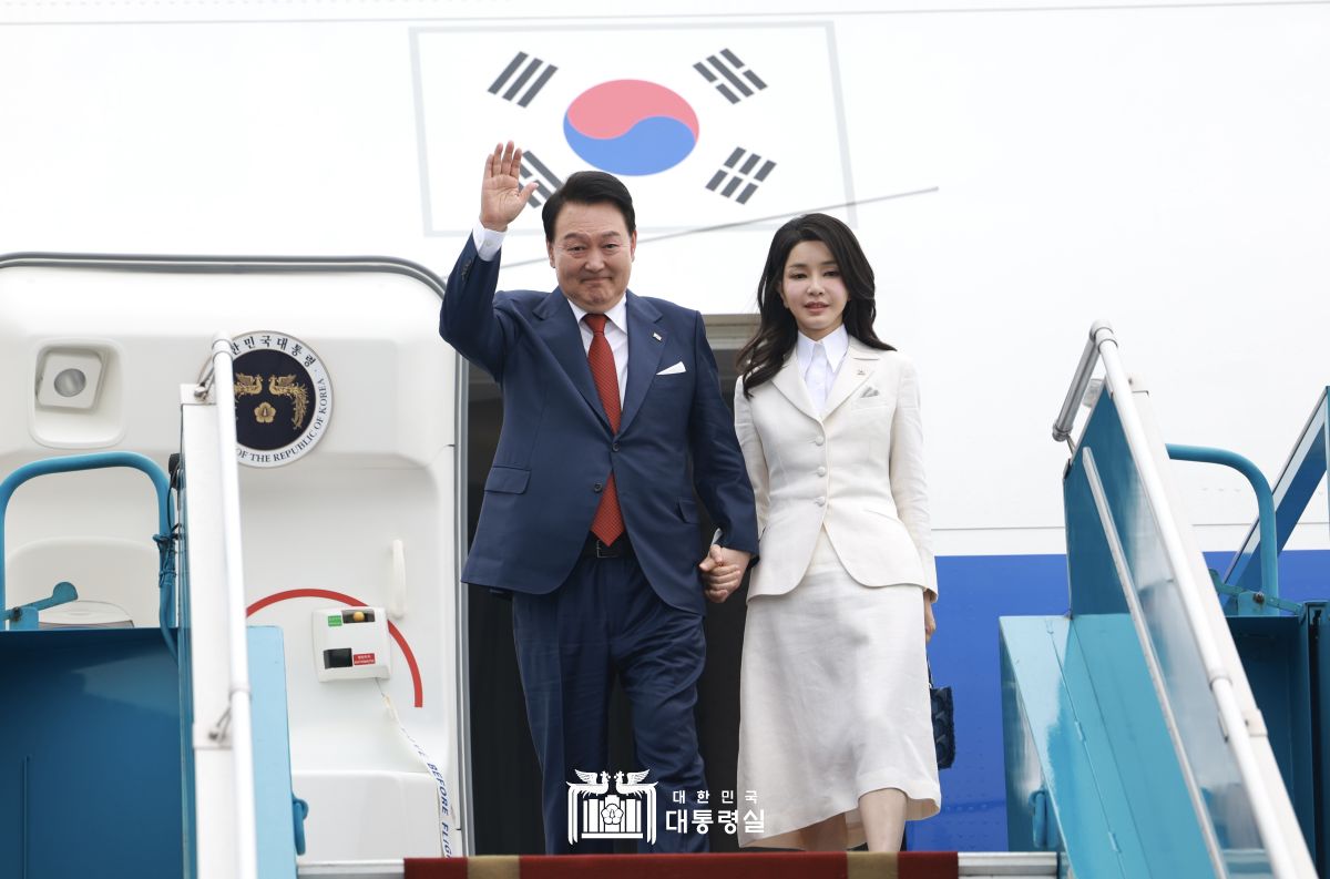 베트남 공항 도착 행사