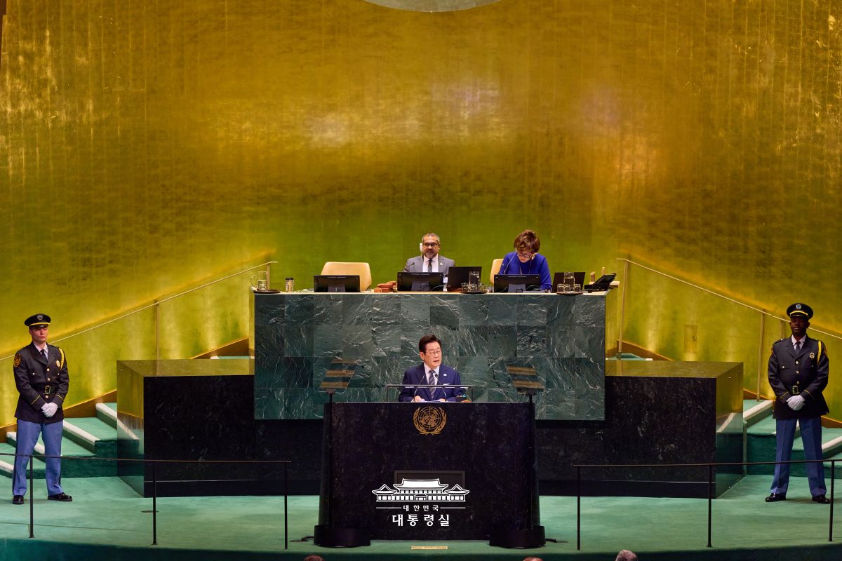 Better Together! ‘민주 대한민국’의 국제사회 복귀를 당당히 선언합니다 썸네일